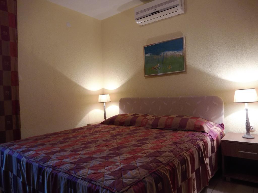 Apartments Zovko Tučepi Extérieur photo