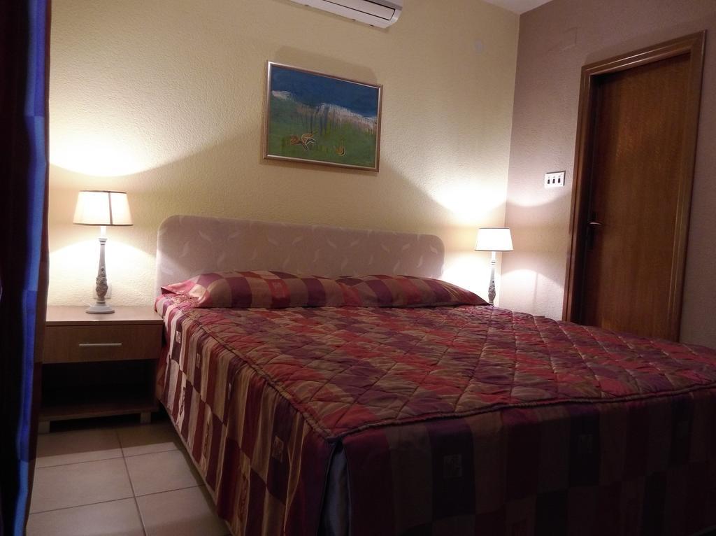 Apartments Zovko Tučepi Extérieur photo
